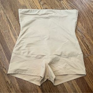 Maidenform Nude Boyshort Shapewear, XL